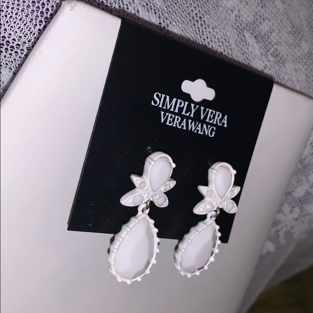 Simply Vera - Picture 4 of 6